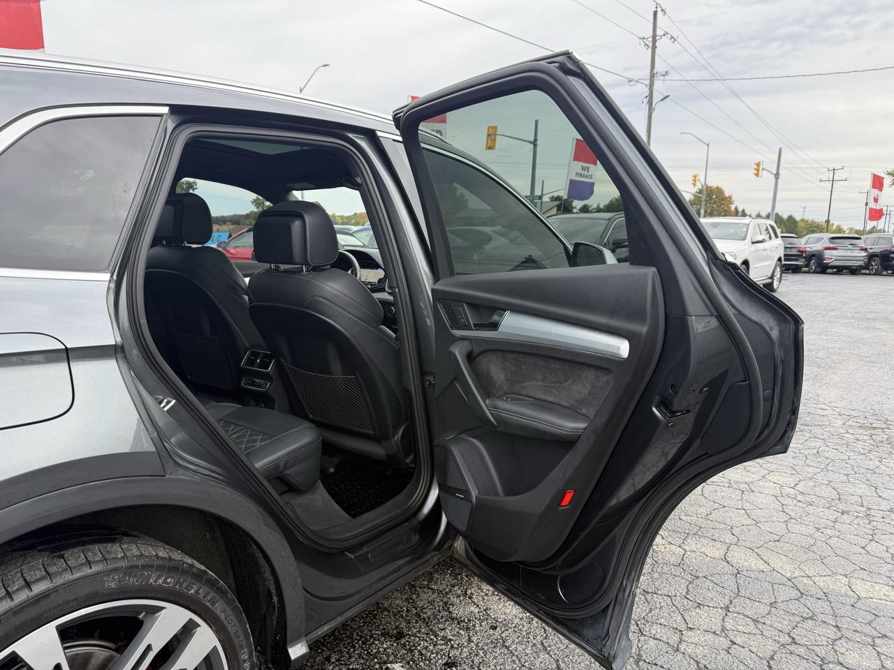 2018 Audi SQ5 Technik Photo