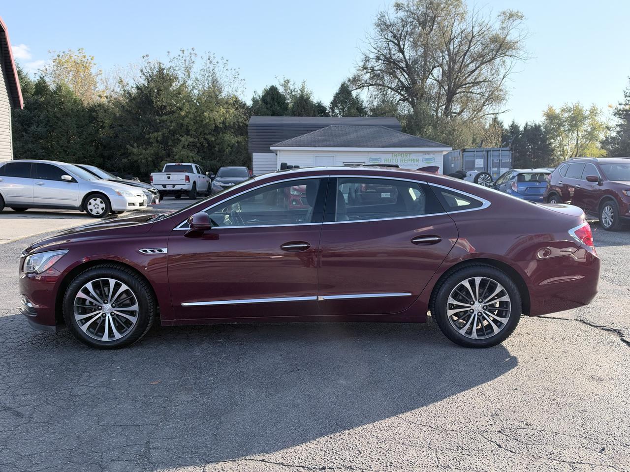 2017 Buick LaCrosse Premium // LEATHER // AWD // REVERSE CAM Photo