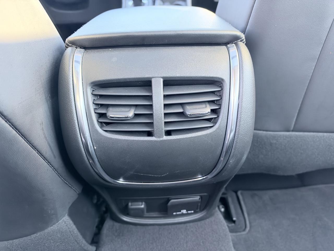 2017 Buick LaCrosse Premium // LEATHER // AWD // REVERSE CAM Photo