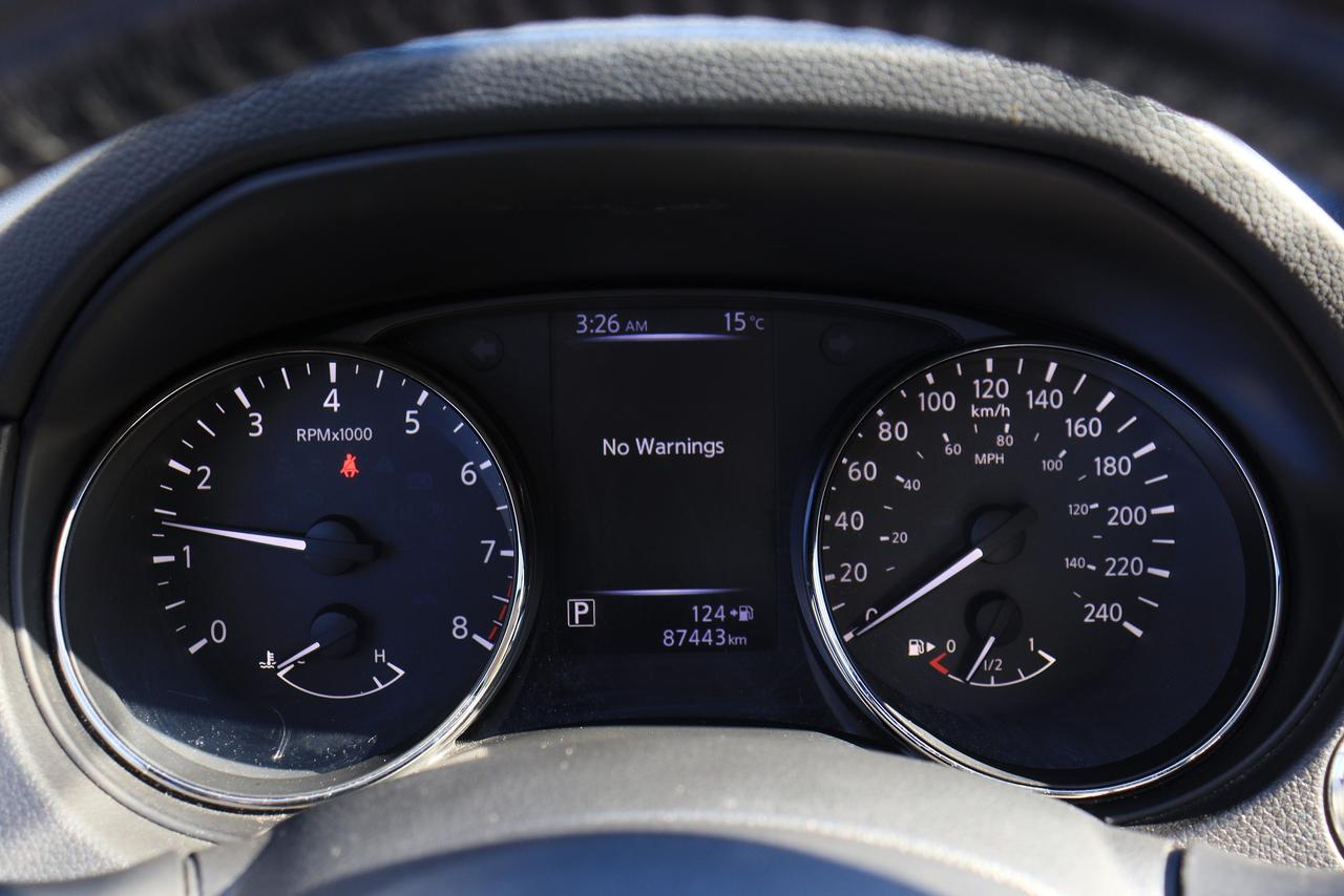 2018 Nissan Qashqai SV | AWD | Sunroof | Cam | Nissan Service History Photo63