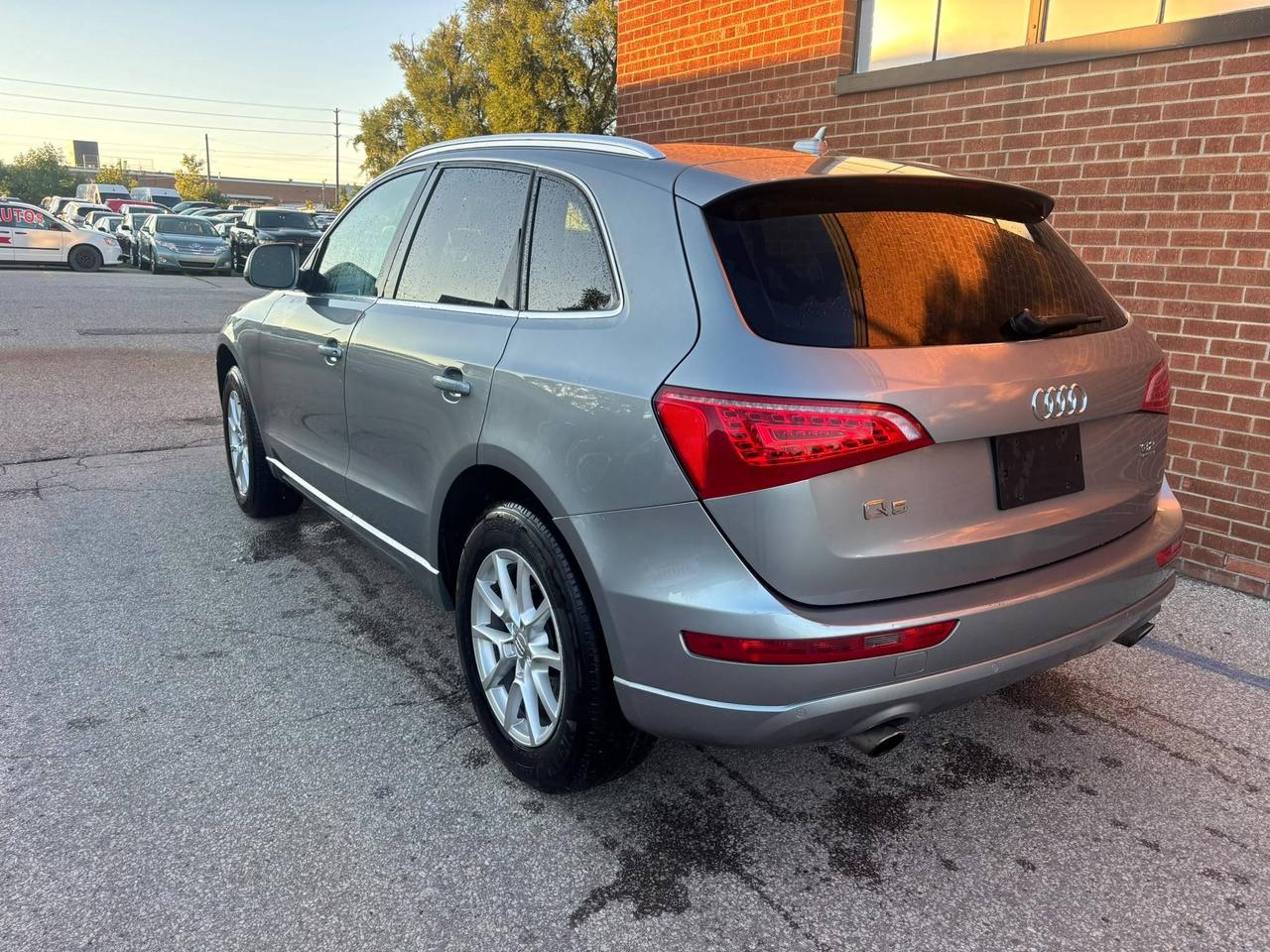 2010 Audi Q5 Quattro 4dr 3.2L Premium Photo