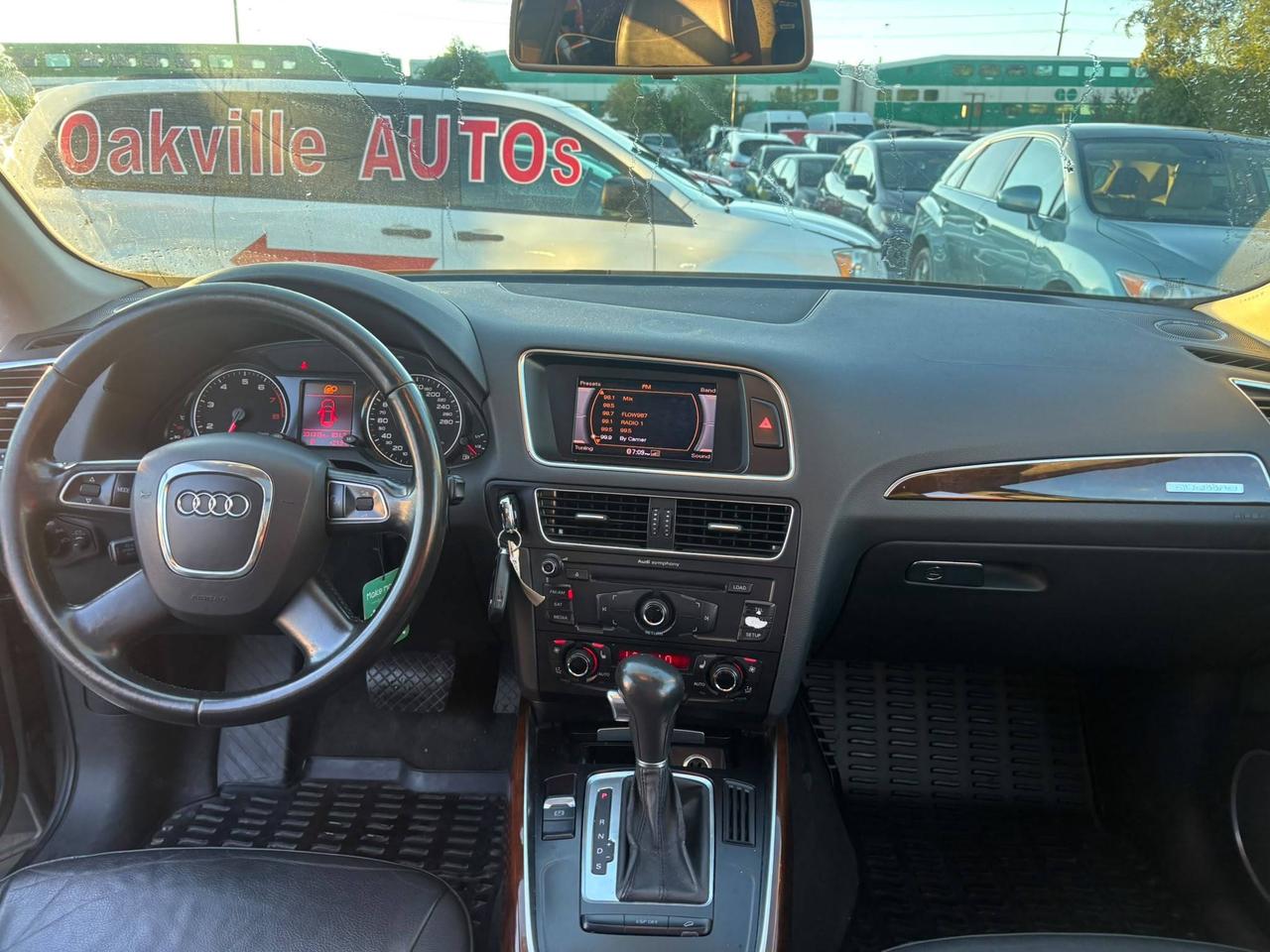 2010 Audi Q5 Quattro 4dr 3.2L Premium Photo
