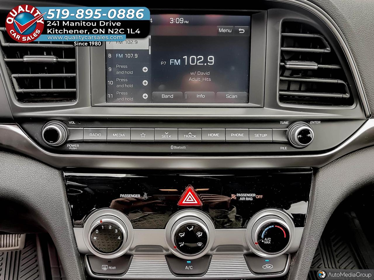 2020 Hyundai Elantra Preferred *HEATED SEATS* Photo