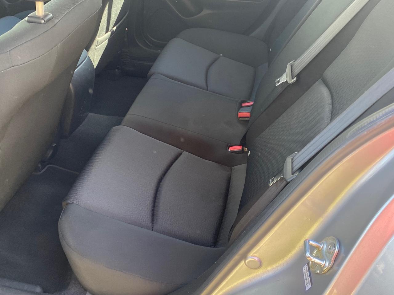 2014 Mazda MAZDA3 GX-SKY Photo