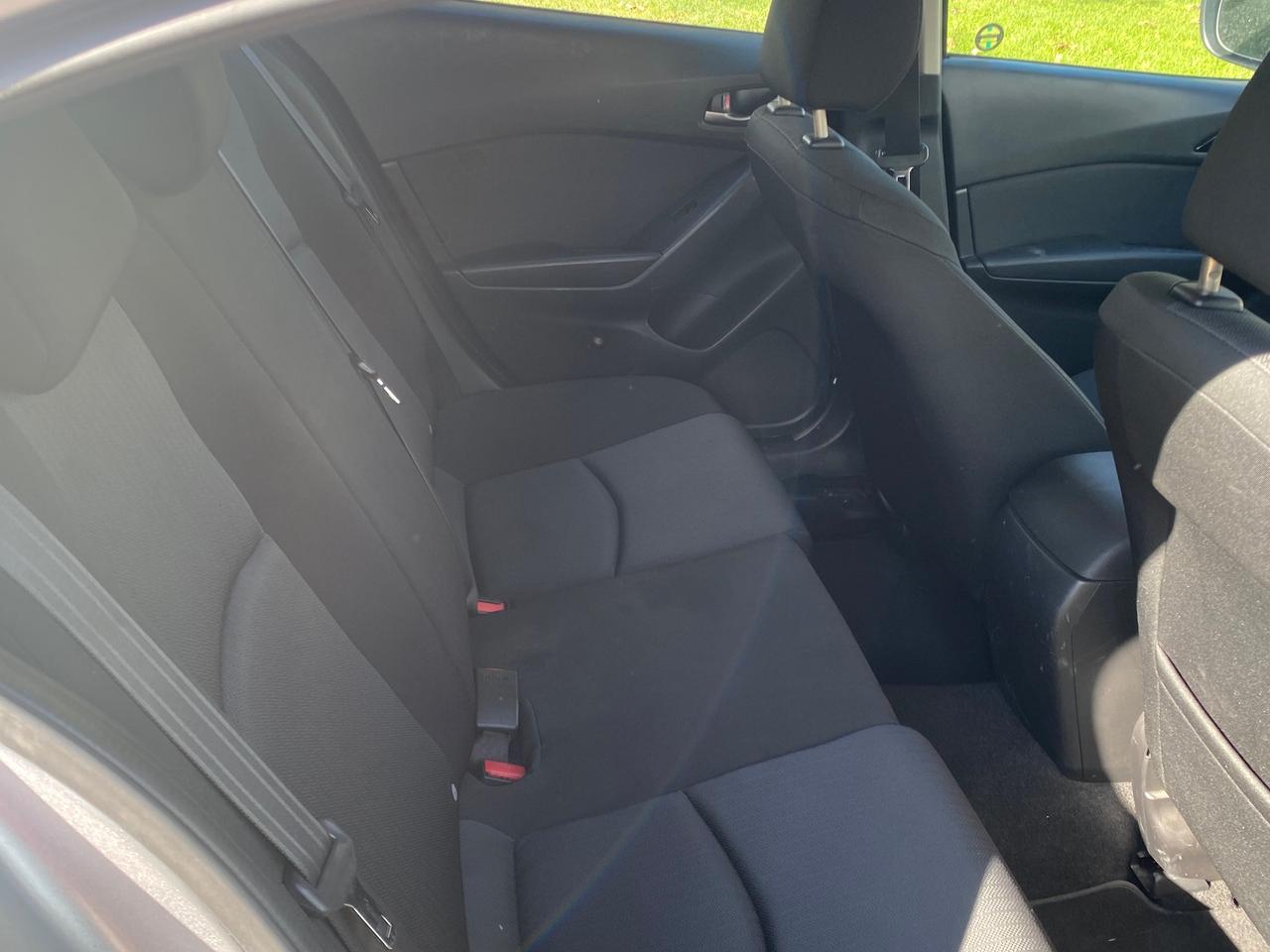 2014 Mazda MAZDA3 GX-SKY Photo