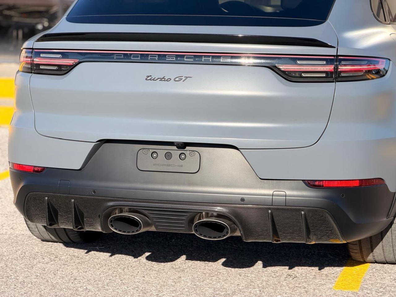2023 Porsche Cayenne Turbo GT| CLEAN CARFAX | NO CLAIMS| Photo