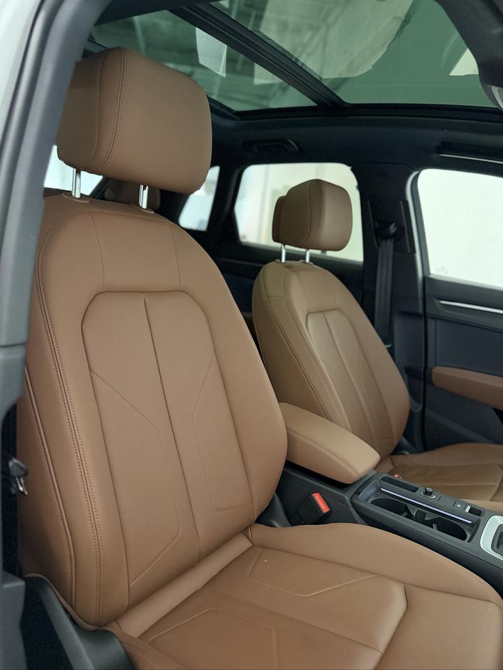 2021 Audi Q3 PROGRESSIV | S-LINE | PANOROOF | CARPLAY Photo