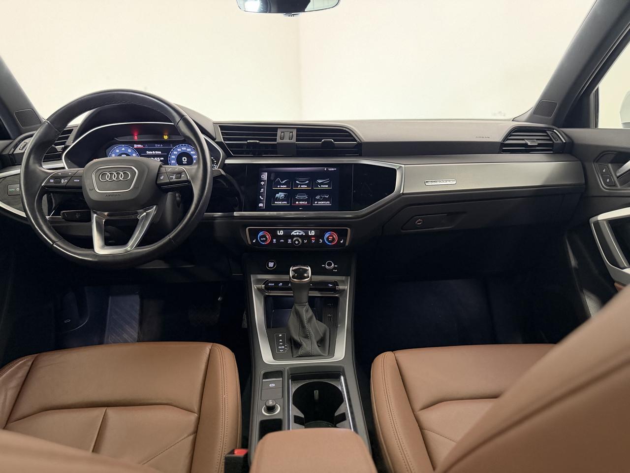 2021 Audi Q3 PROGRESSIV | S-LINE | PANOROOF | CARPLAY Photo