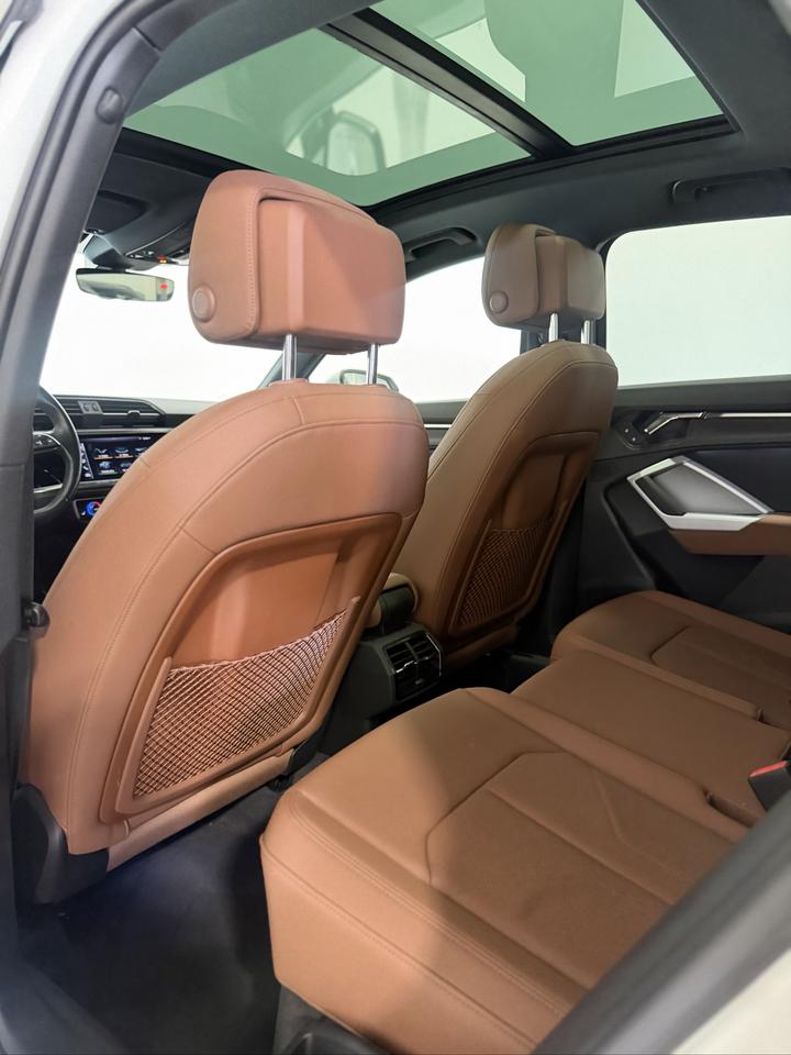 2021 Audi Q3 PROGRESSIV | S-LINE | PANOROOF | CARPLAY Photo