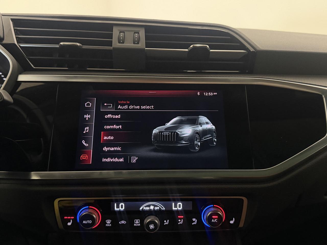 2021 Audi Q3 PROGRESSIV | S-LINE | PANOROOF | CARPLAY Photo