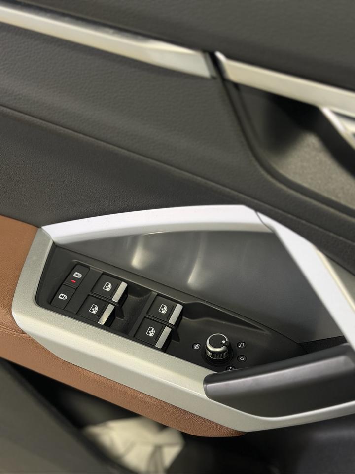 2021 Audi Q3 PROGRESSIV | S-LINE | PANOROOF | CARPLAY Photo