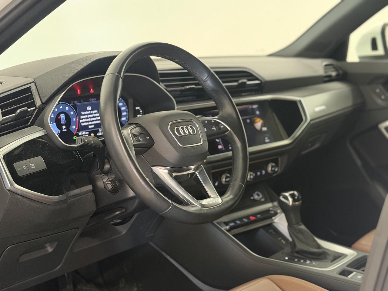 2021 Audi Q3 PROGRESSIV | S-LINE | PANOROOF | CARPLAY Photo