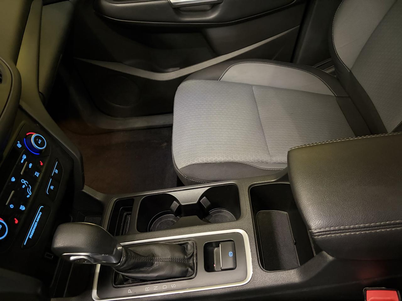 2018 Ford Escape SE Photo