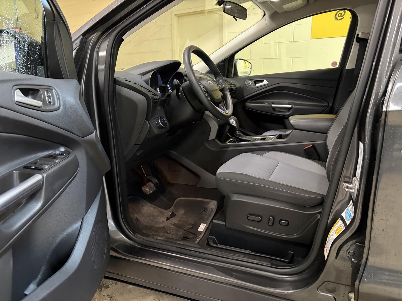 2018 Ford Escape SE Photo
