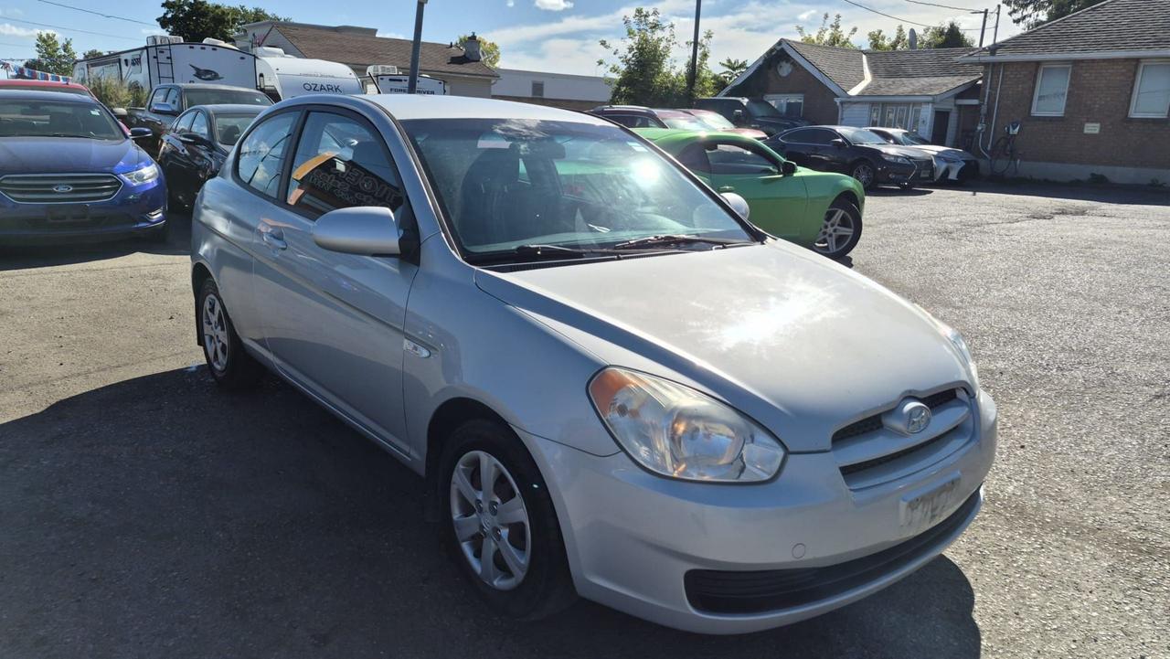 2009 Hyundai Accent AUTO, HATCH, GREAT ON FUEL, AS IS SPECIAL Photo