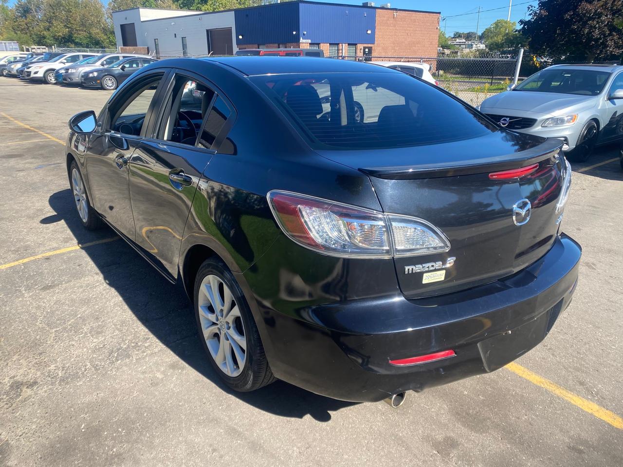 2011 Mazda MAZDA3 GT Photo