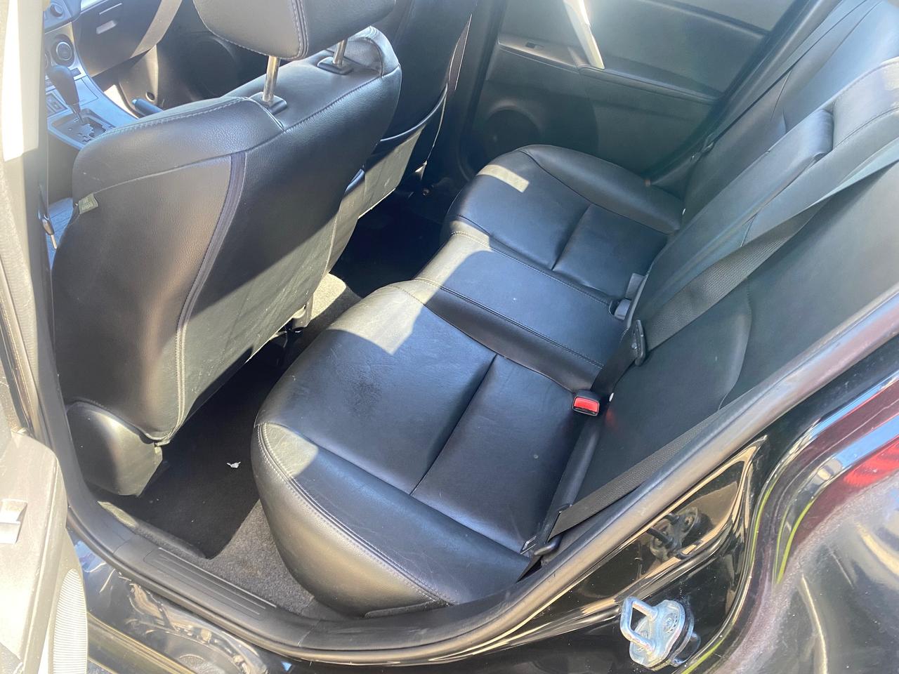 2011 Mazda MAZDA3 GT Photo
