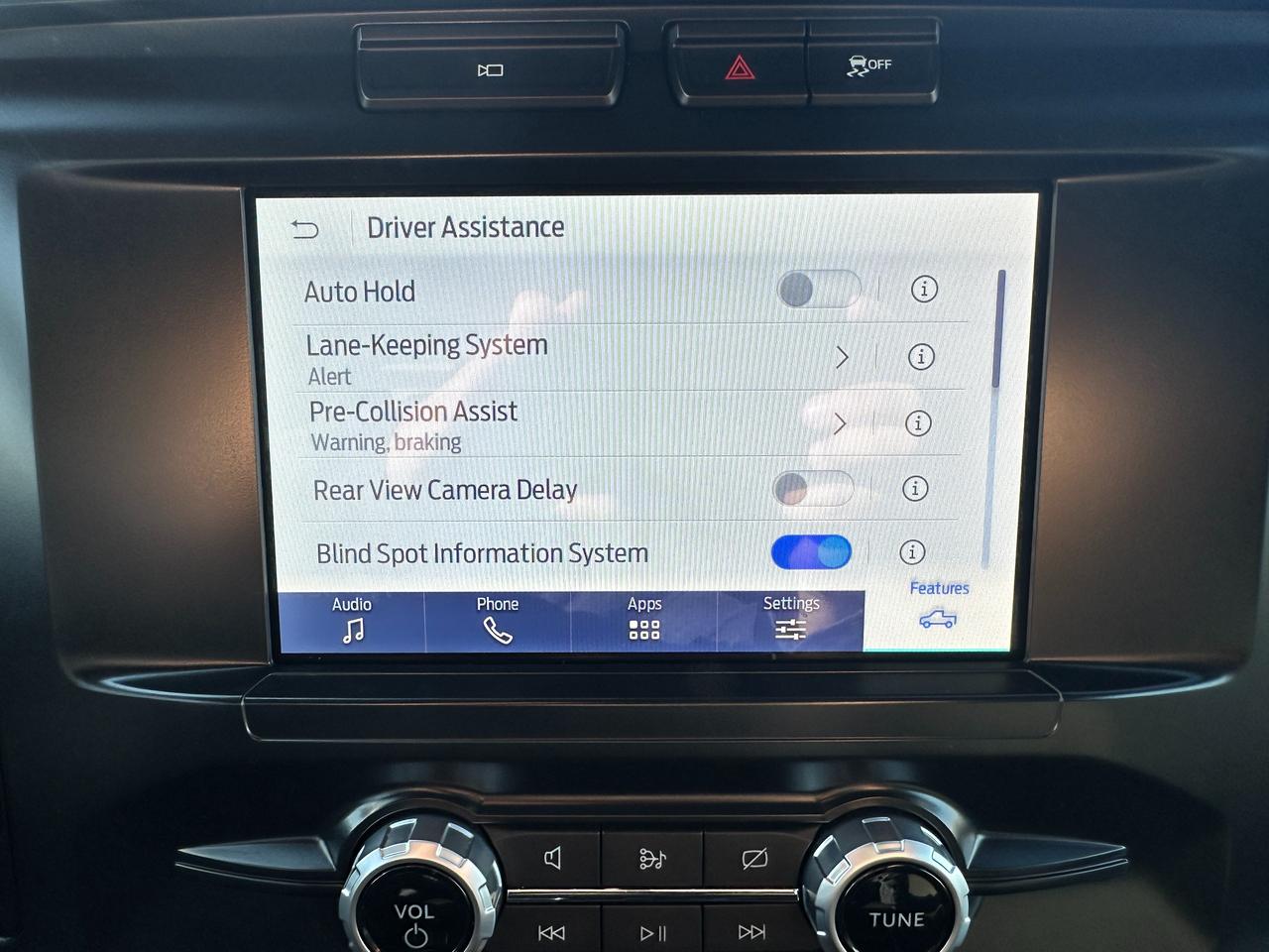 2022 Ford F-150 XLT Crew4x4 5.0L Cloth RvCam XM CarPlay Bluetooth Photo