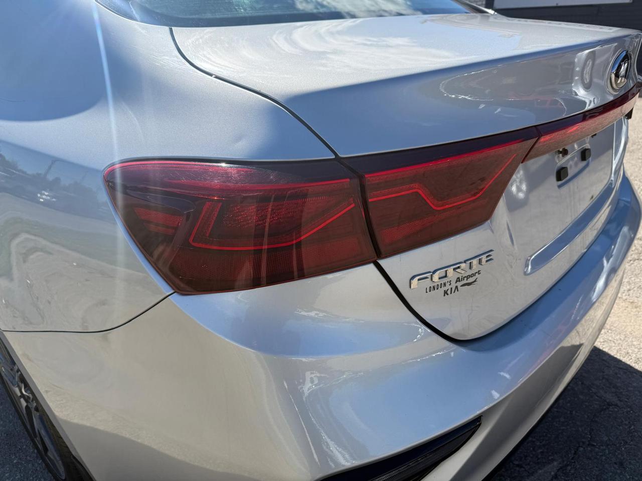 2019 Kia Forte EX / HTD SEATS / ROOF / BLINDSPOT / HTD STEERING Photo
