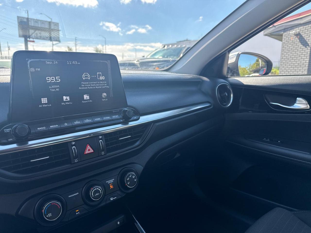 2019 Kia Forte EX / HTD SEATS / ROOF / BLINDSPOT / HTD STEERING Photo