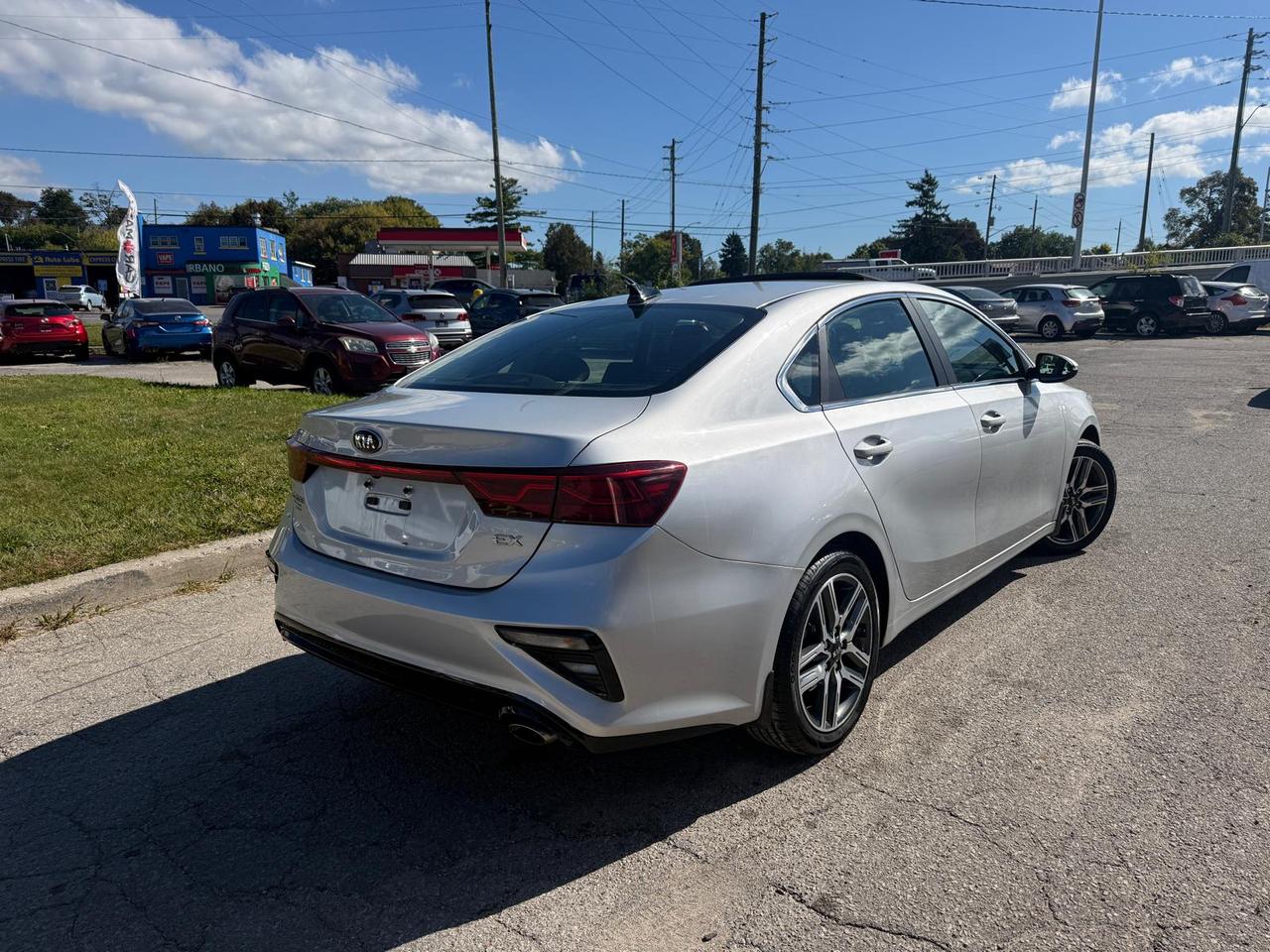 2019 Kia Forte EX / HTD SEATS / ROOF / BLINDSPOT / HTD STEERING Photo3