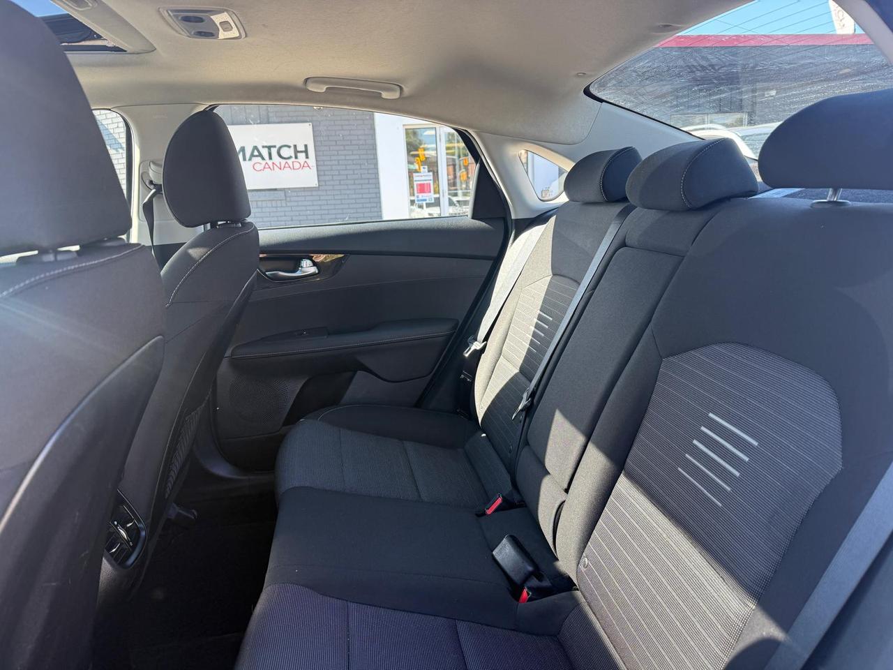 2019 Kia Forte EX / HTD SEATS / ROOF / BLINDSPOT / HTD STEERING Photo