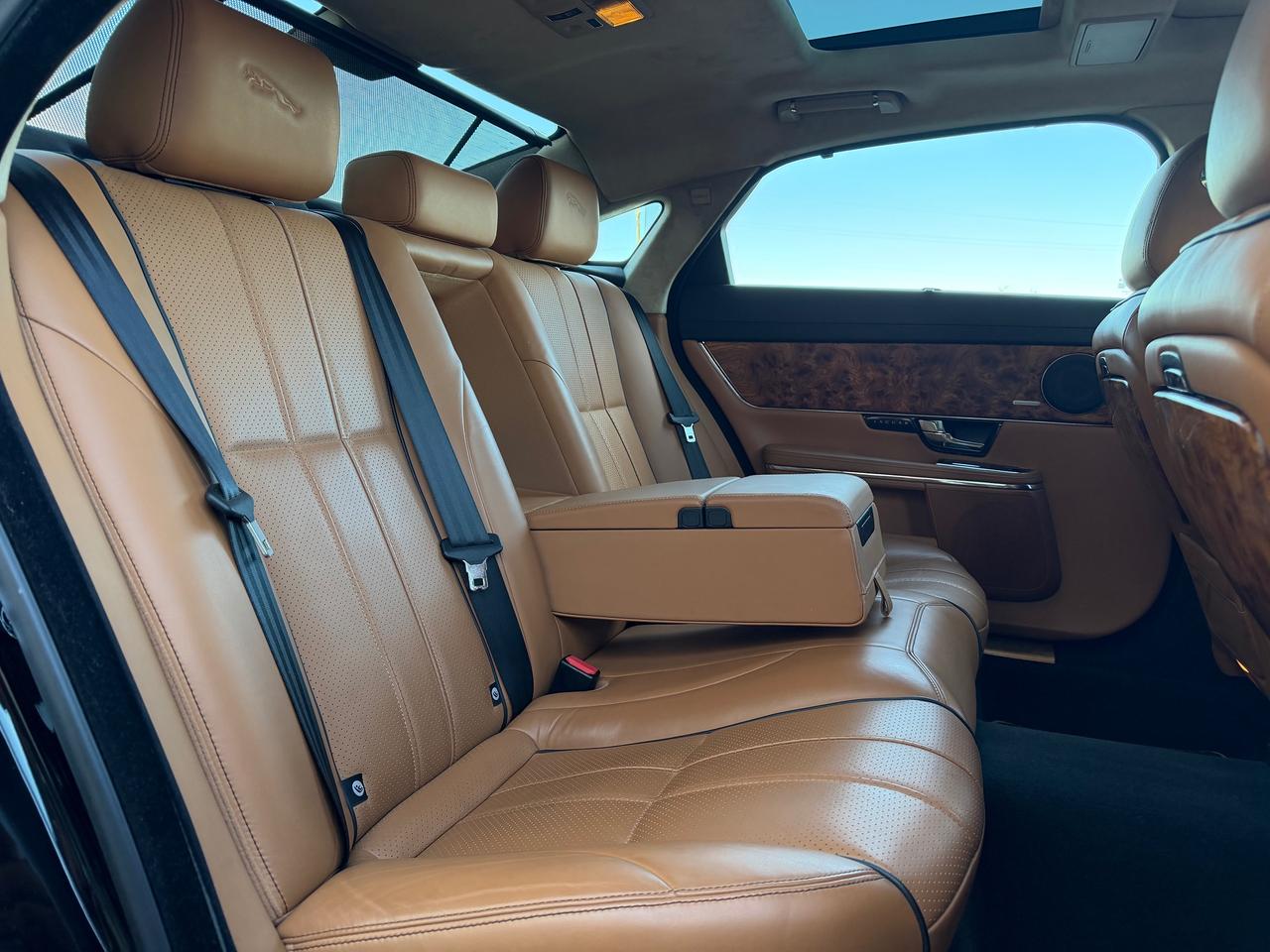 2011 Jaguar XJ XJL Supercharged *CLEAN CARFAX* Photo