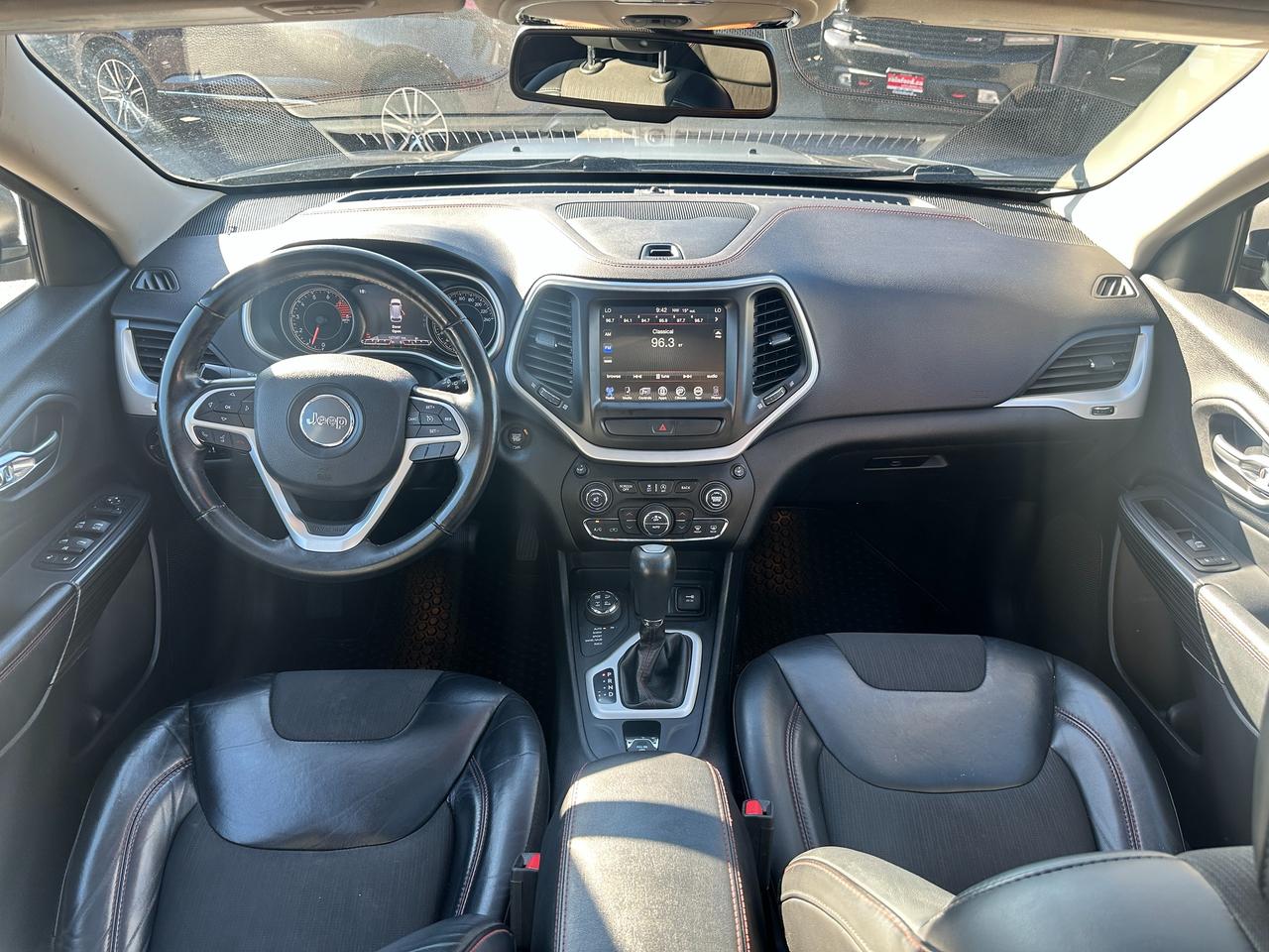 2017 Jeep Cherokee Trailhawk4X4 HTD-Leather PanoRoof NAV RvCam XM A/C Photo