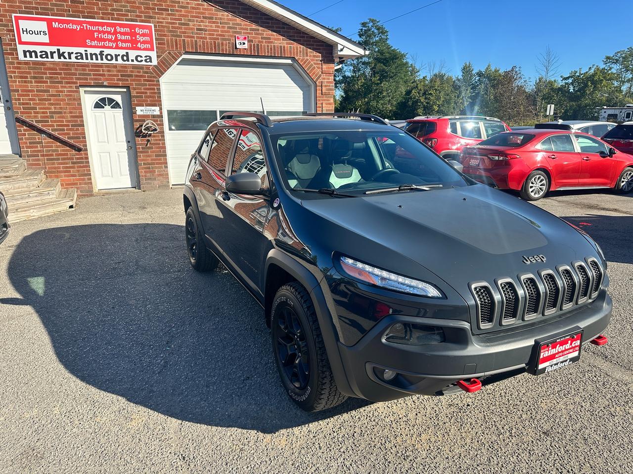 2017 Jeep Cherokee Trailhawk4X4 HTD-Leather PanoRoof NAV RvCam XM A/C Photo