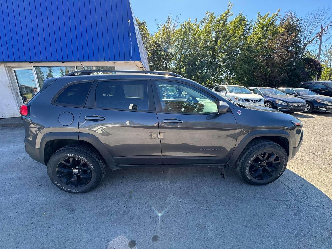 2016 Jeep Cherokee 4WD 4dr Trailhawk - Photo #10