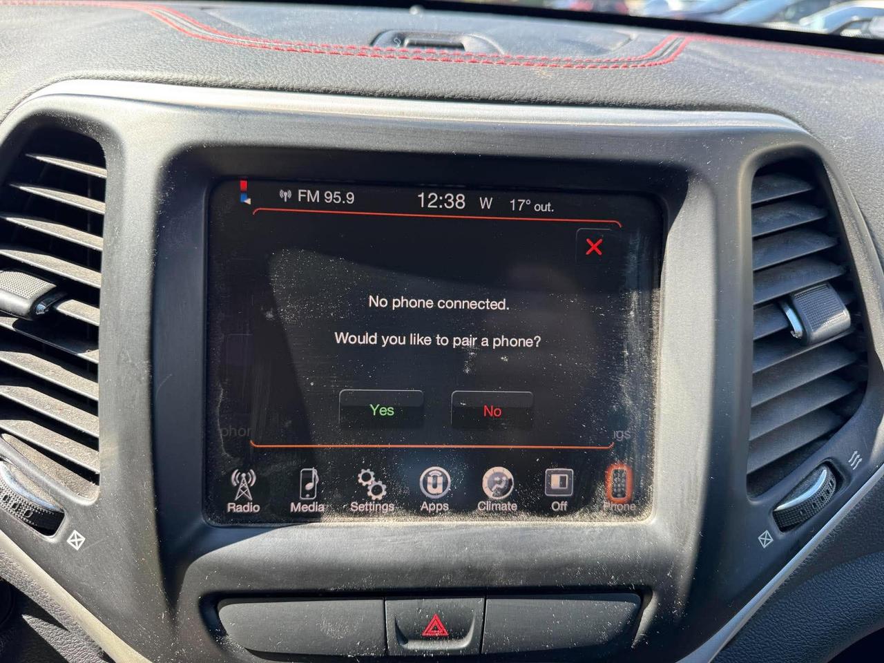2016 Jeep Cherokee 4WD 4dr Trailhawk - Photo #21