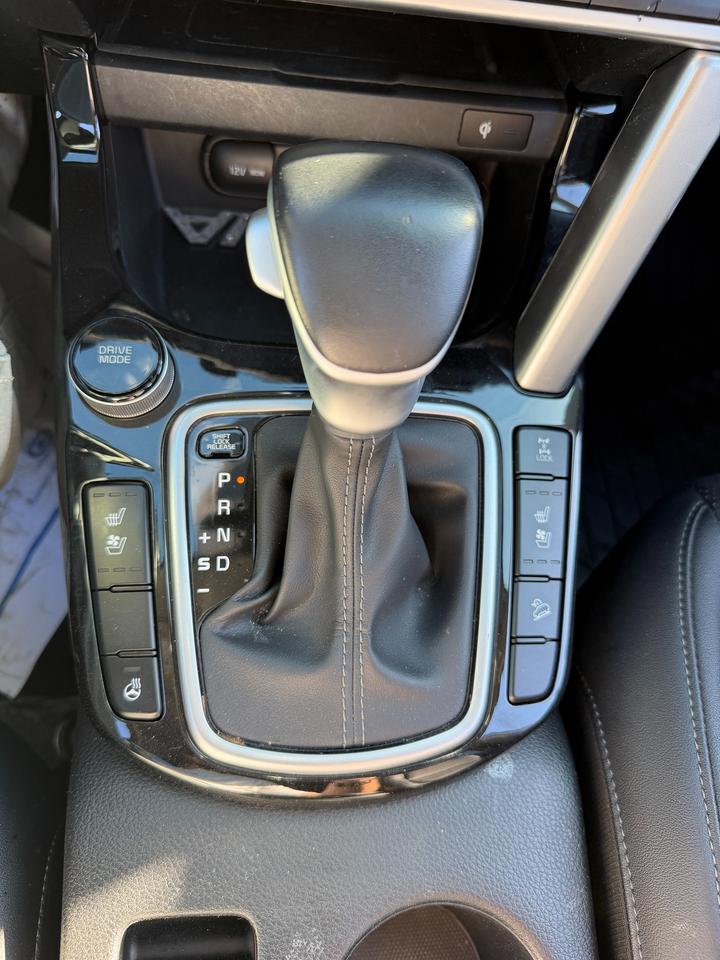 2022 Kia Seltos SX Turbo Photo