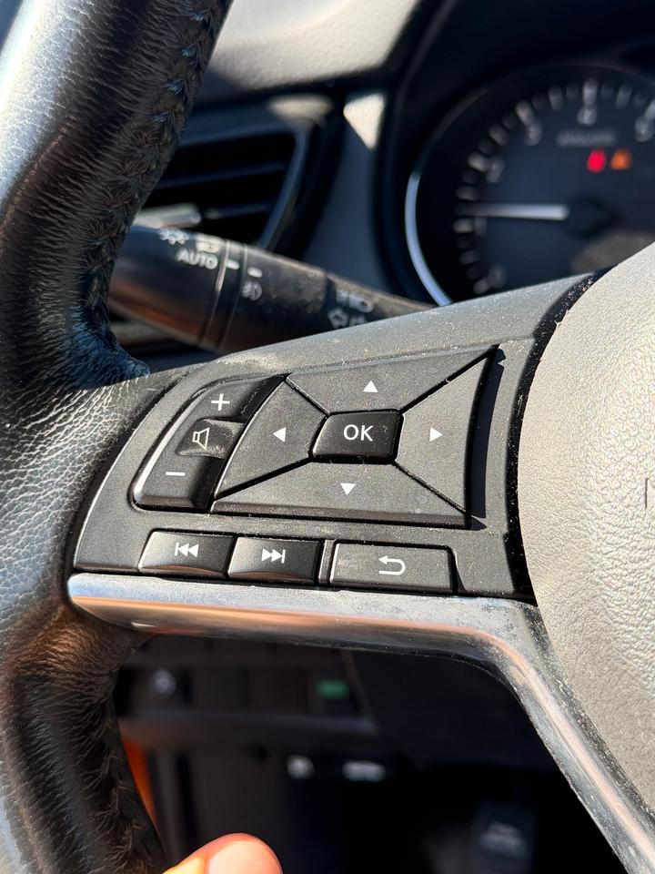 2018 Nissan Qashqai SV Photo