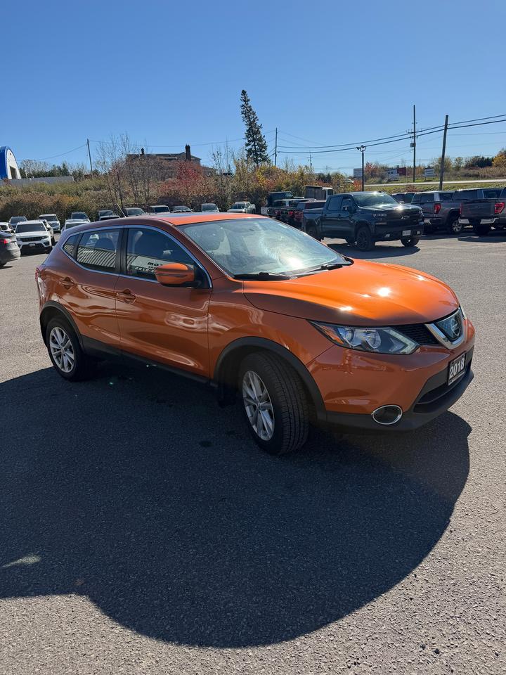2018 Nissan Qashqai SV Photo