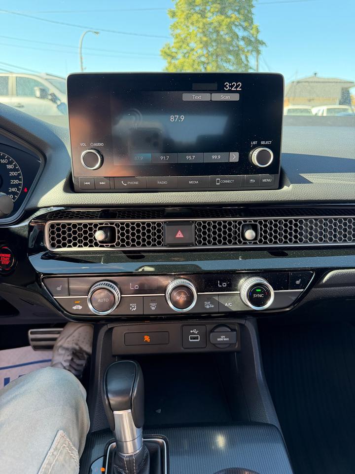 2022 Honda Civic Sport Photo