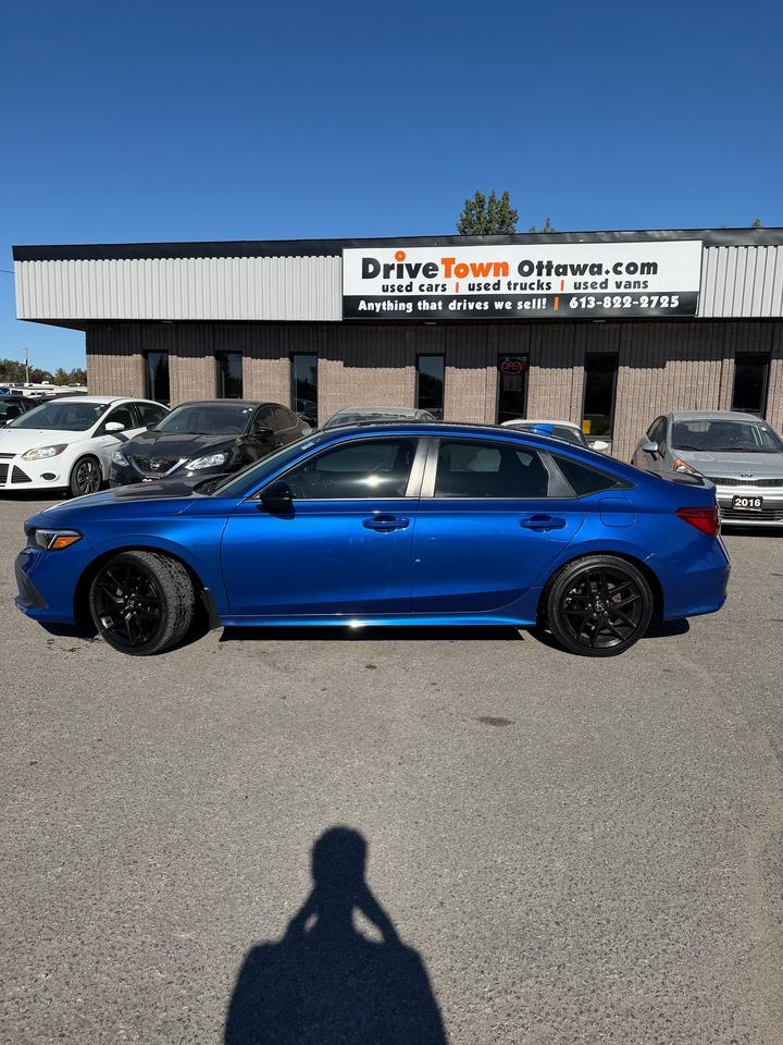 2022 Honda Civic Sport Photo1