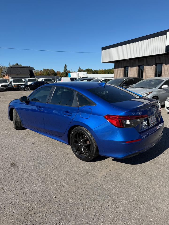 2022 Honda Civic Sport Photo2