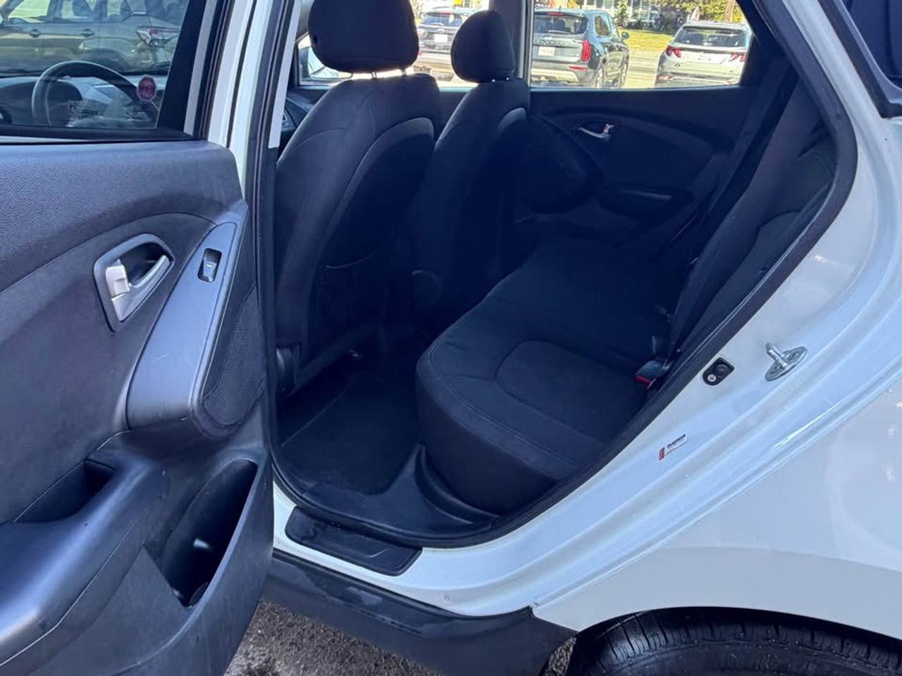 2013 Hyundai Tucson GL AUTO FWD Photo