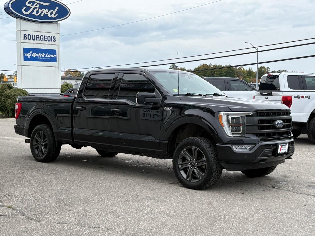2023 Ford F-150 Lariat 4WD SuperCrew 6.5' Box Photo4