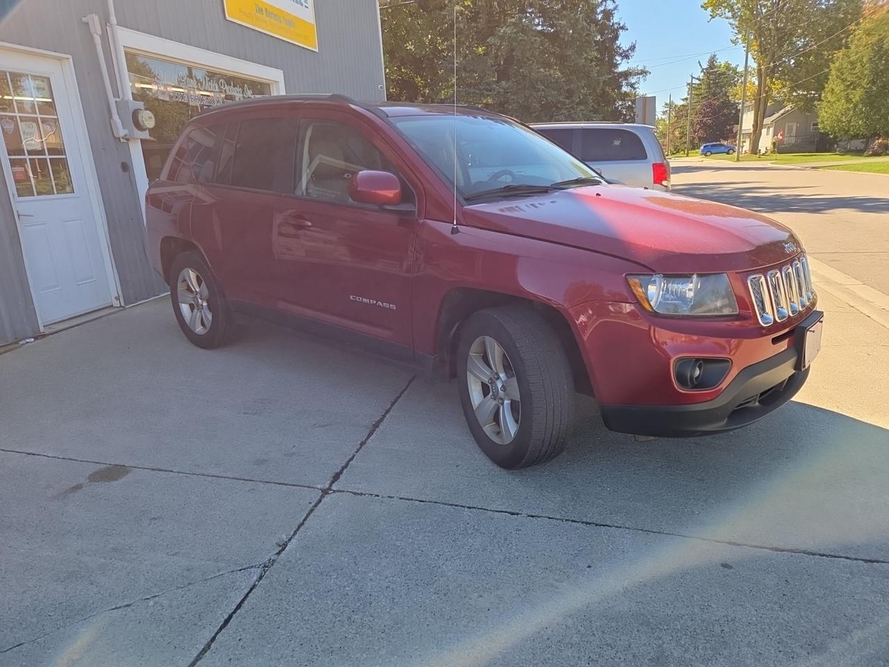 2014 Jeep Compass NORTH Photo
