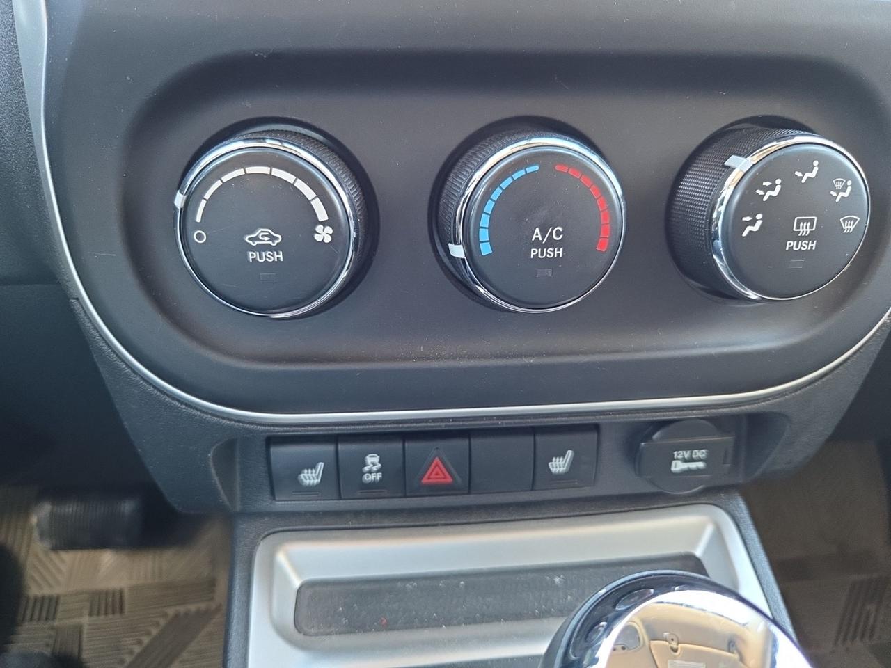2014 Jeep Compass NORTH Photo