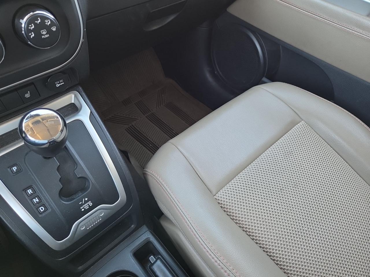 2014 Jeep Compass NORTH Photo
