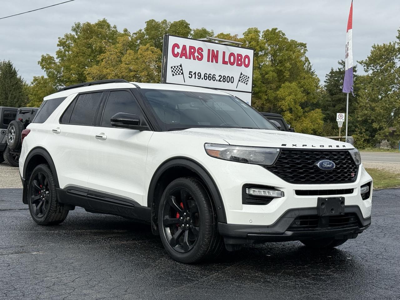 2022 Ford Explorer ST 4WD Photo
