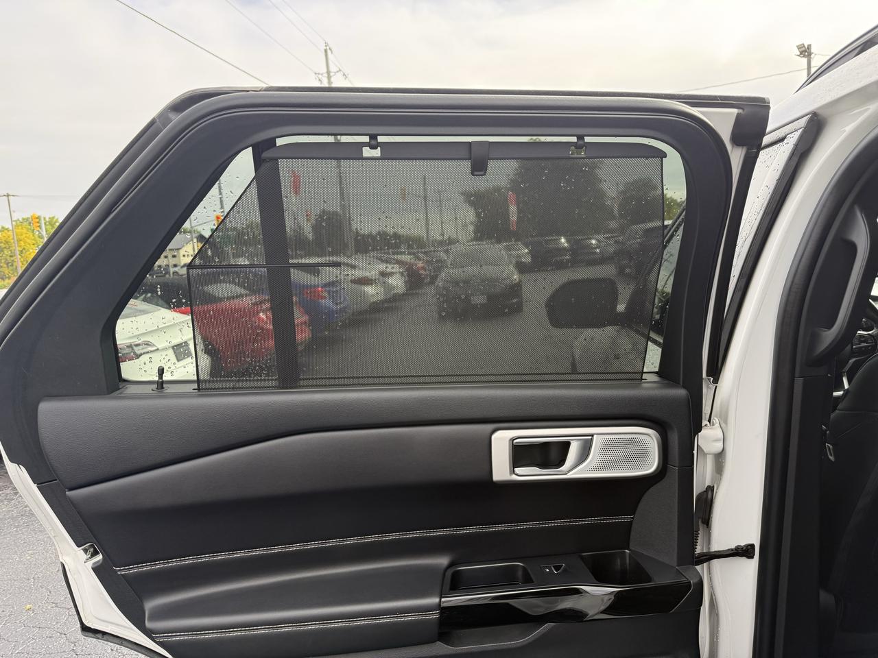 2022 Ford Explorer ST 4WD Photo