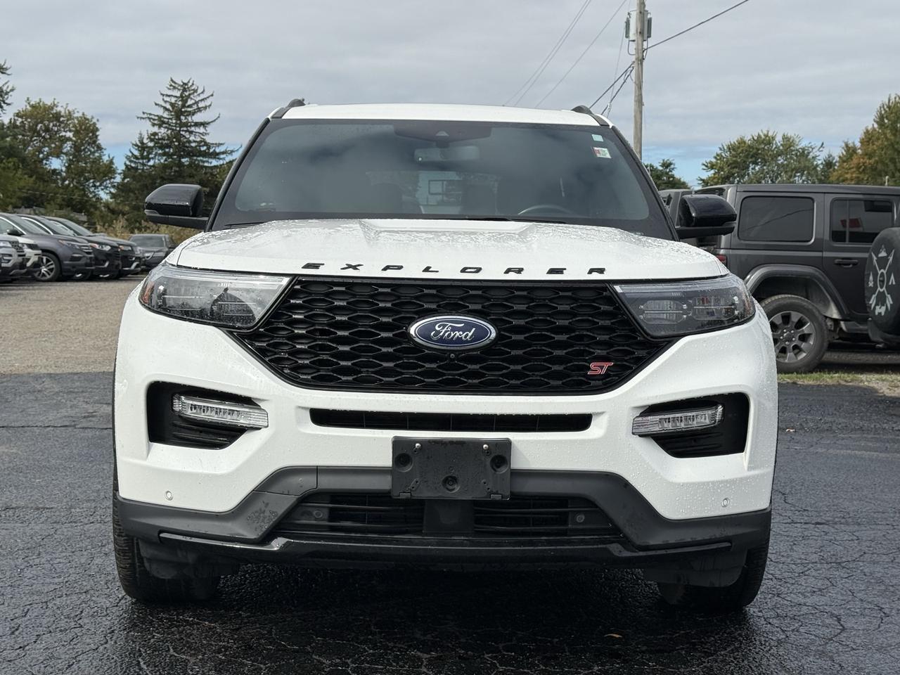 2022 Ford Explorer ST 4WD Photo