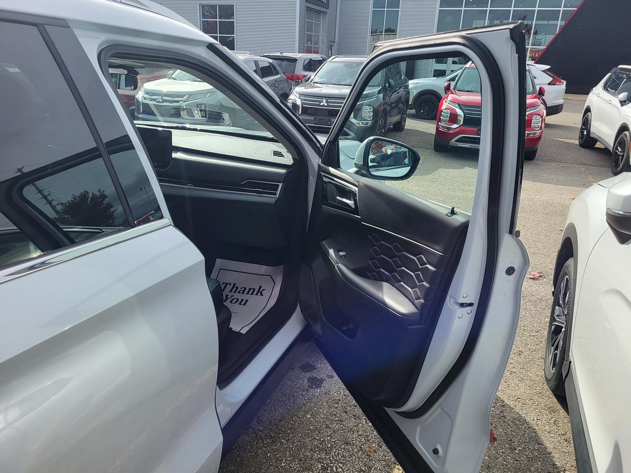2025 Mitsubishi Outlander GT S-AWC Photo