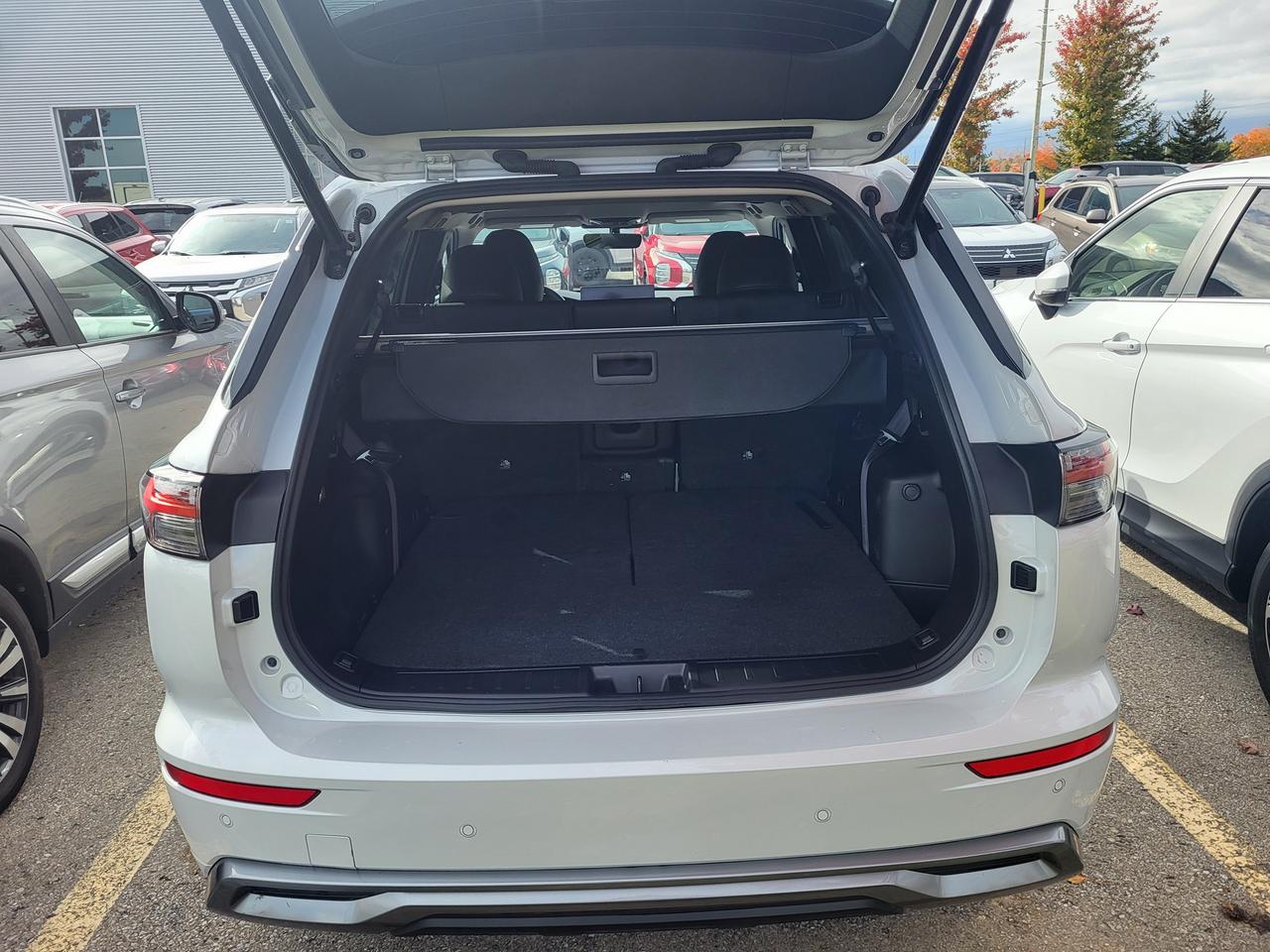 2025 Mitsubishi Outlander GT S-AWC Photo