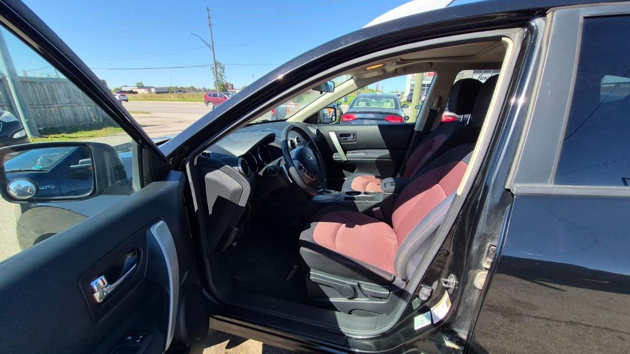 2010 Nissan Rogue SL, ONLY 46,000, NO ACCIDENT, 1 OWNER, CERTIFIED Photo