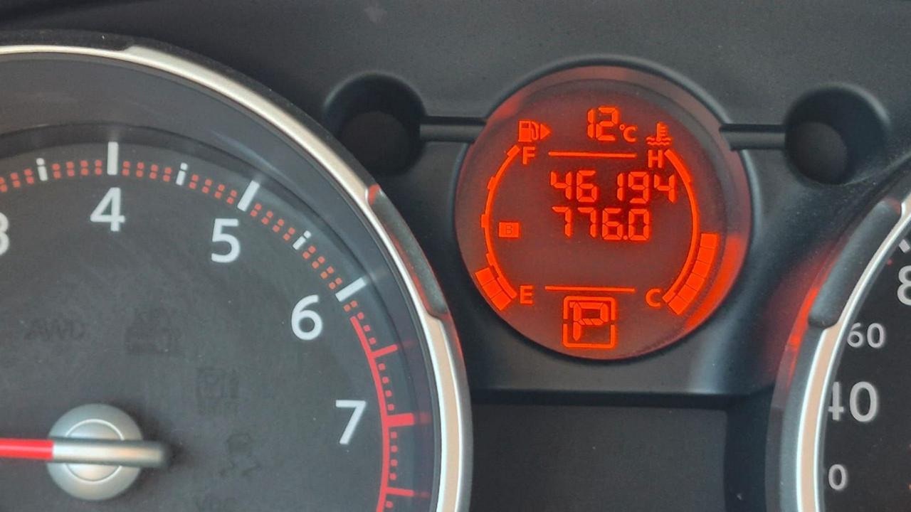 2010 Nissan Rogue SL, ONLY 46,000, NO ACCIDENT, 1 OWNER, CERTIFIED Photo