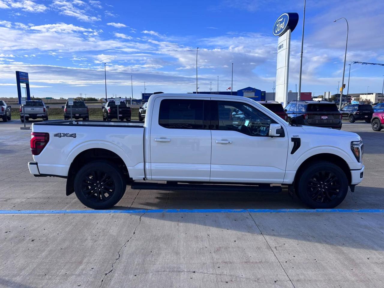 2026 Ford F-150 Lariat 4WD SuperCrew 5.5' Box Photo3